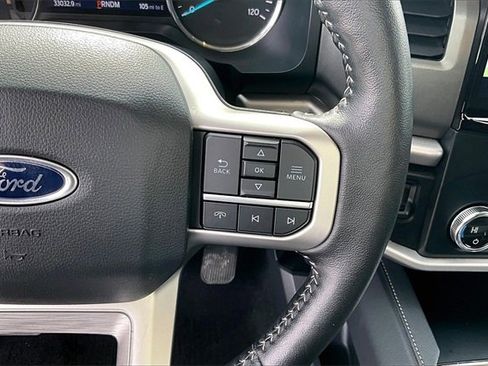 Certified 2024 Ford Expedition XLT image 18