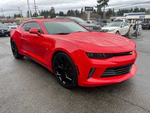 Used 2018 Chevrolet Camaro LT image 6