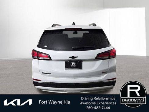 Used 2022 Chevrolet Equinox RS w/ LPO, Floor Liner Package FWD image 9