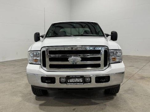 Used 2007 Ford F250 XLT image 3