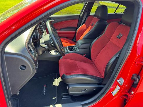 Used 2021 Dodge Charger Scat Pack RWD image 11