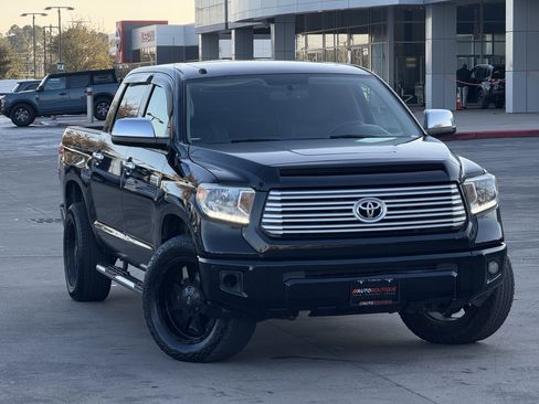 Used 2014 Toyota Tundra Platinum image 3