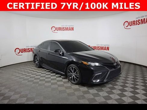 Used 2024 Toyota Camry SE FWD image 12