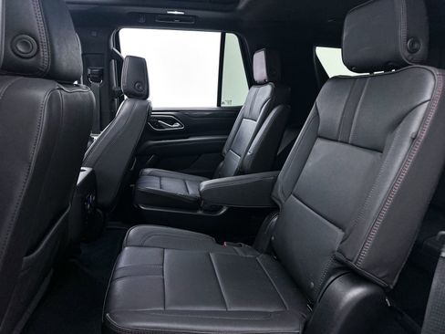 Used 2024 Chevrolet Tahoe RST w/ Luxury Package AWD/4WD image 36