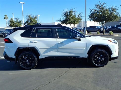 Certified 2022 Toyota RAV4 XSE image 3