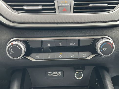 Used 2024 Nissan Altima 2.5 SR image 6