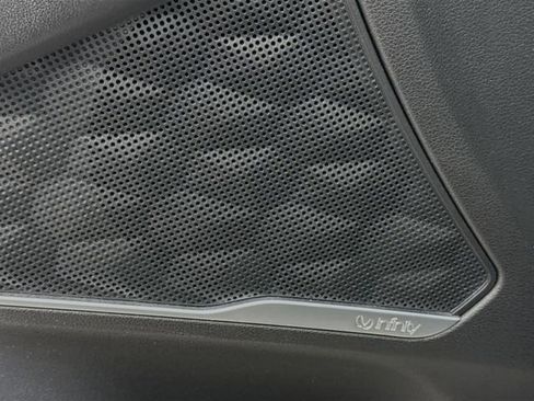 Used 2020 Hyundai Santa Fe Limited image 21