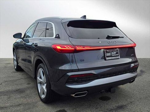 New 2025 Audi Q5 Prestige image 5