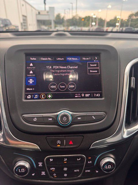 Used 2023 Chevrolet Equinox LT AWD/4WD image 18