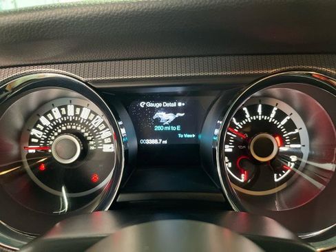 Used 2013 Ford Mustang GT Premium image 29