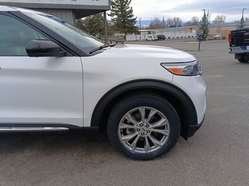 Used 2023 Ford Explorer Limited image 11