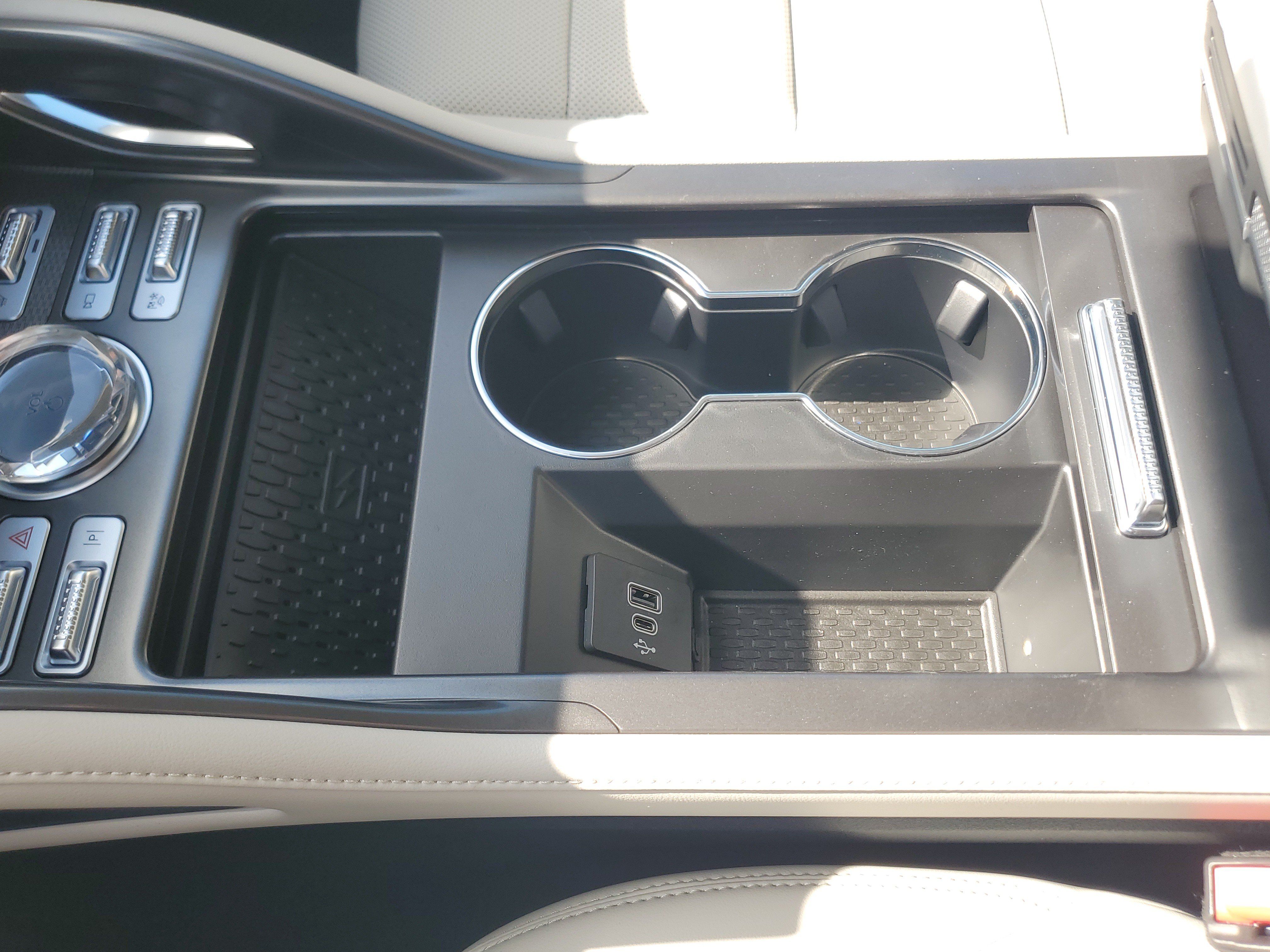 New 2026 Lincoln Nautilus Premier AWD/4WD image 26