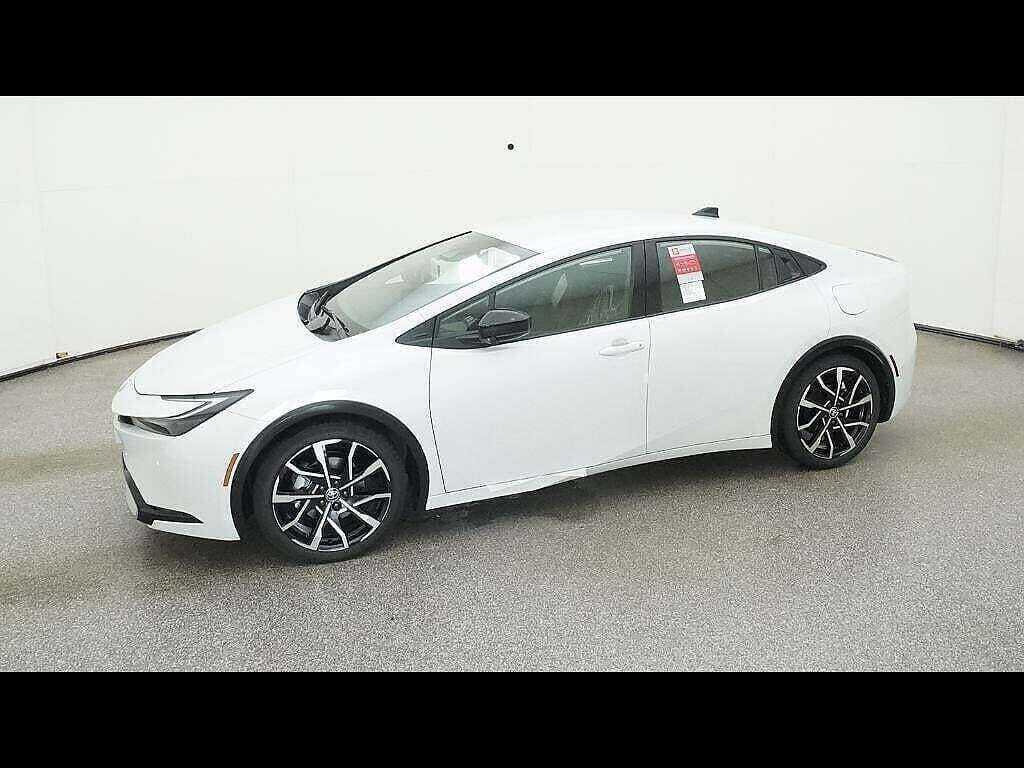 New 2026 Toyota Prius Plug-In Hybrid FWD image 14