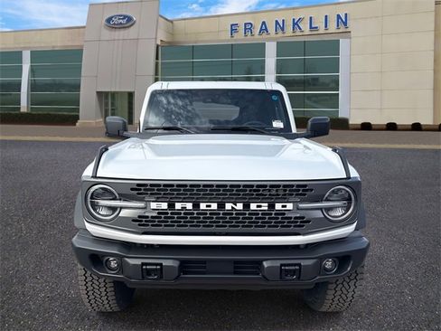 New 2025 Ford Bronco Badlands w/ Sasquatch Package image 2