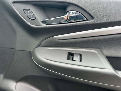 Certified 2023 Chevrolet Bolt EUV LT w/ Driver Confidence Package image 27