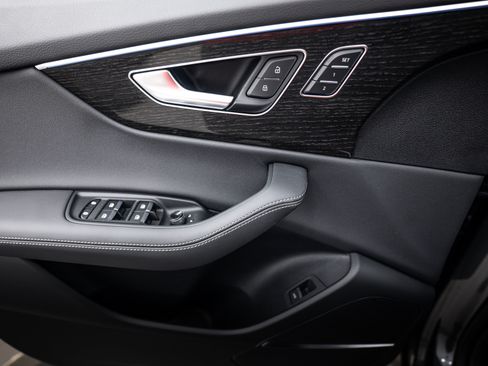 New 2026 Audi Q8 Premium Plus image 14