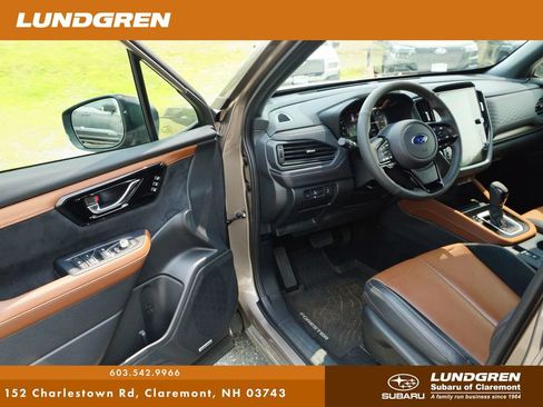 Used 2025 Subaru Forester Touring AWD/4WD image 13