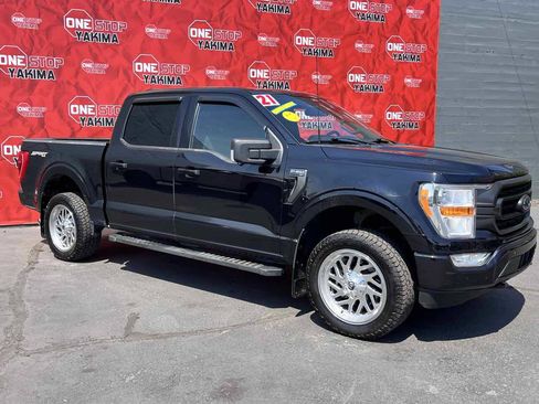 Used 2021 Ford F150 XLT w/ Equipment Group 301A Mid AWD/4WD image 4