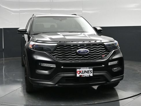 Used 2023 Ford Explorer ST w/ Equipment Group 401A AWD/4WD image 4