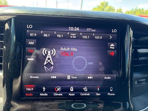 Used 2019 RAM 1500 Big Horn AWD/4WD image 30