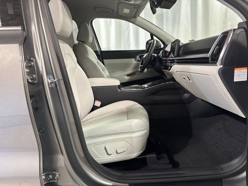 New 2026 Kia Sorento EX AWD/4WD image 31