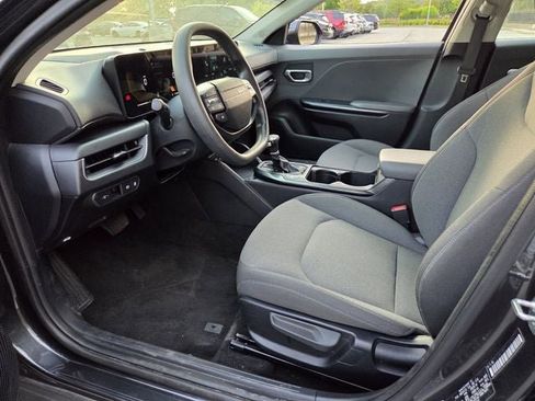 Used 2025 Kia K4 LXS FWD image 15