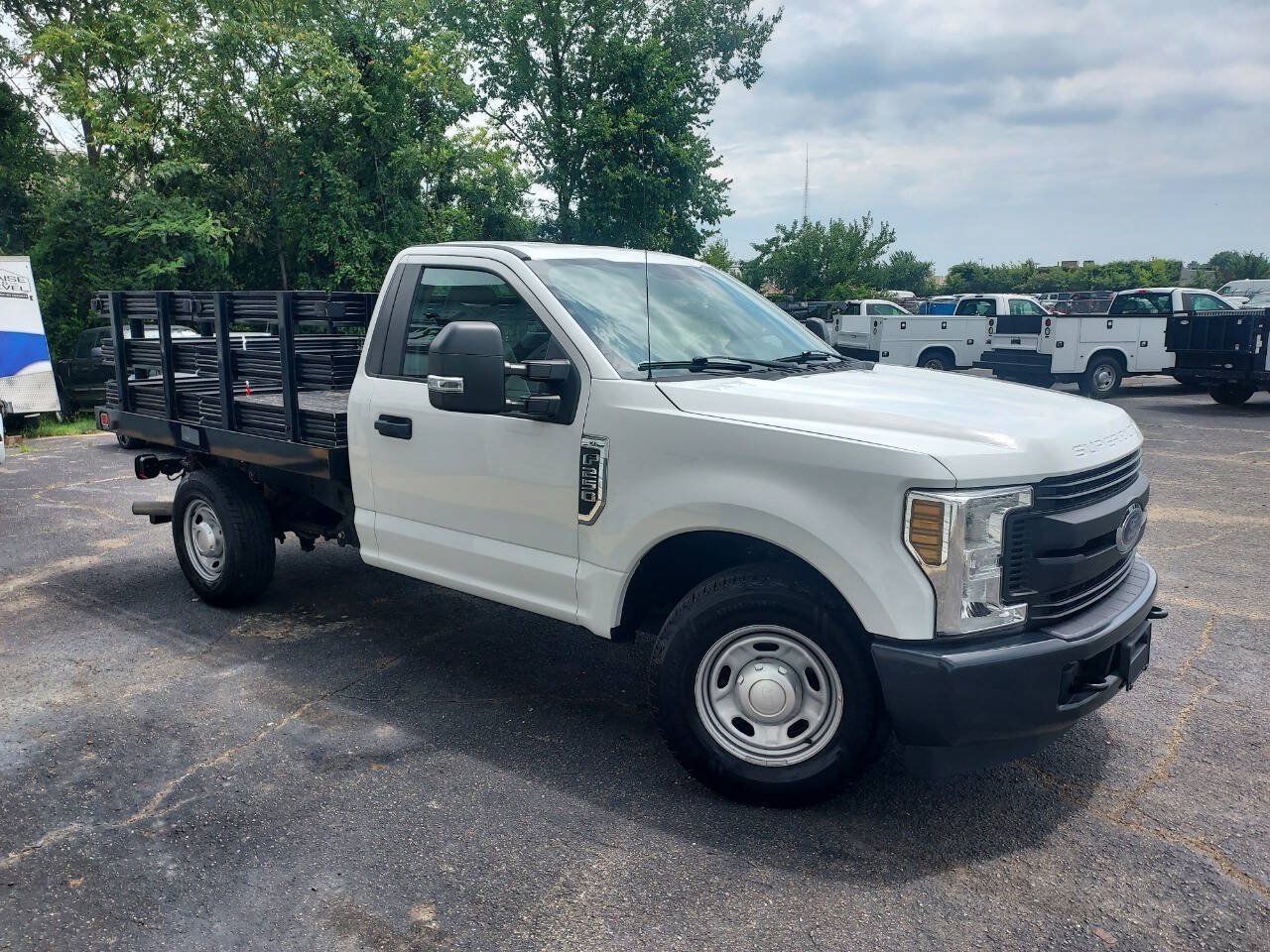 Used 2019 Ford F250 XL w/ Power Equipment Group RWD image 5