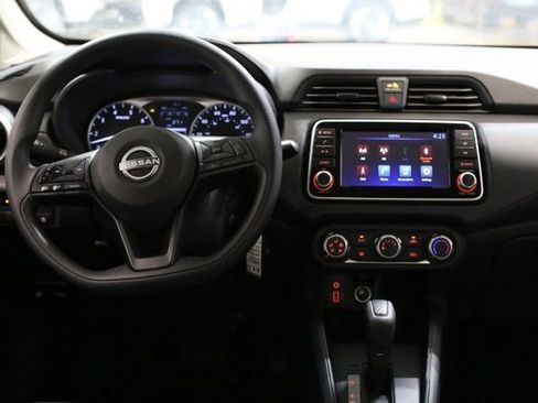 Certified 2025 Nissan Versa S w/ Trunk Package image 17