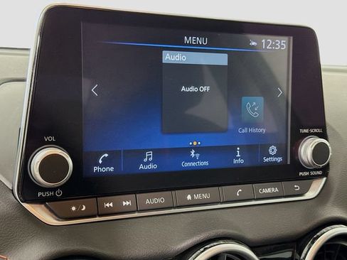 Used 2025 Nissan Sentra SR w/ SR Premium Package FWD image 14