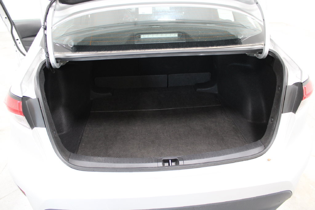 Used 2024 Toyota Corolla LE FWD image 13