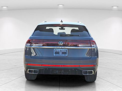New 2026 Volkswagen Atlas Cross Sport SEL Premium R-Line AWD/4WD image 4