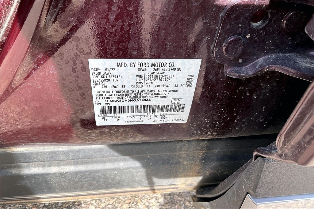 Certified 2022 Ford Explorer XLT w/ Equipment Group 202A AWD/4WD image 5