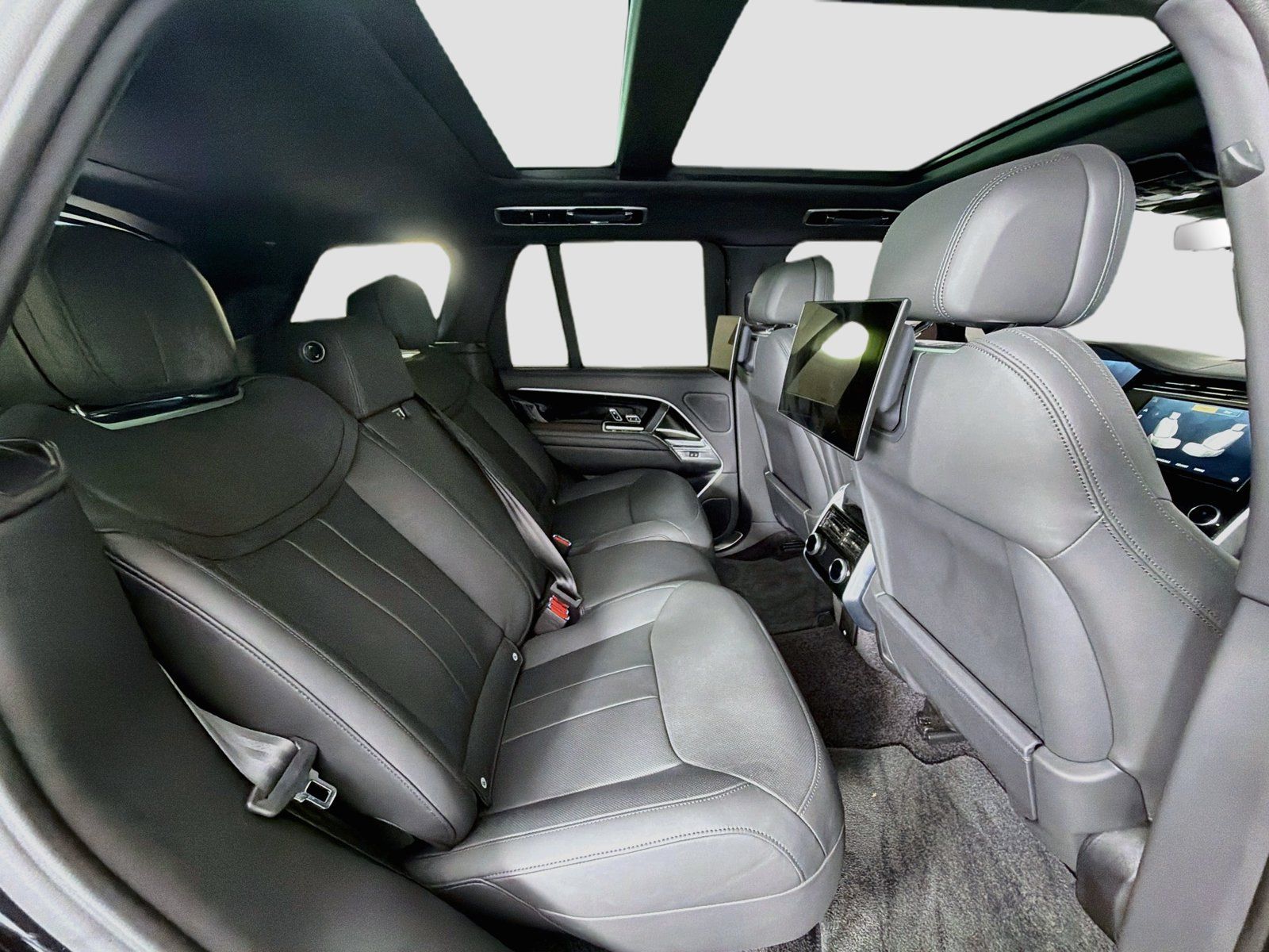 Certified 2023 Land Rover Range Rover Autobiography AWD/4WD image 36