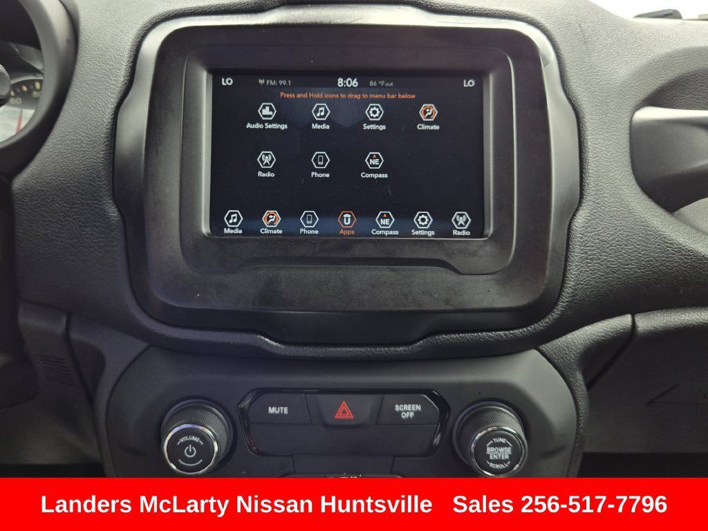 Used 2019 Jeep Renegade Latitude AWD/4WD image 18