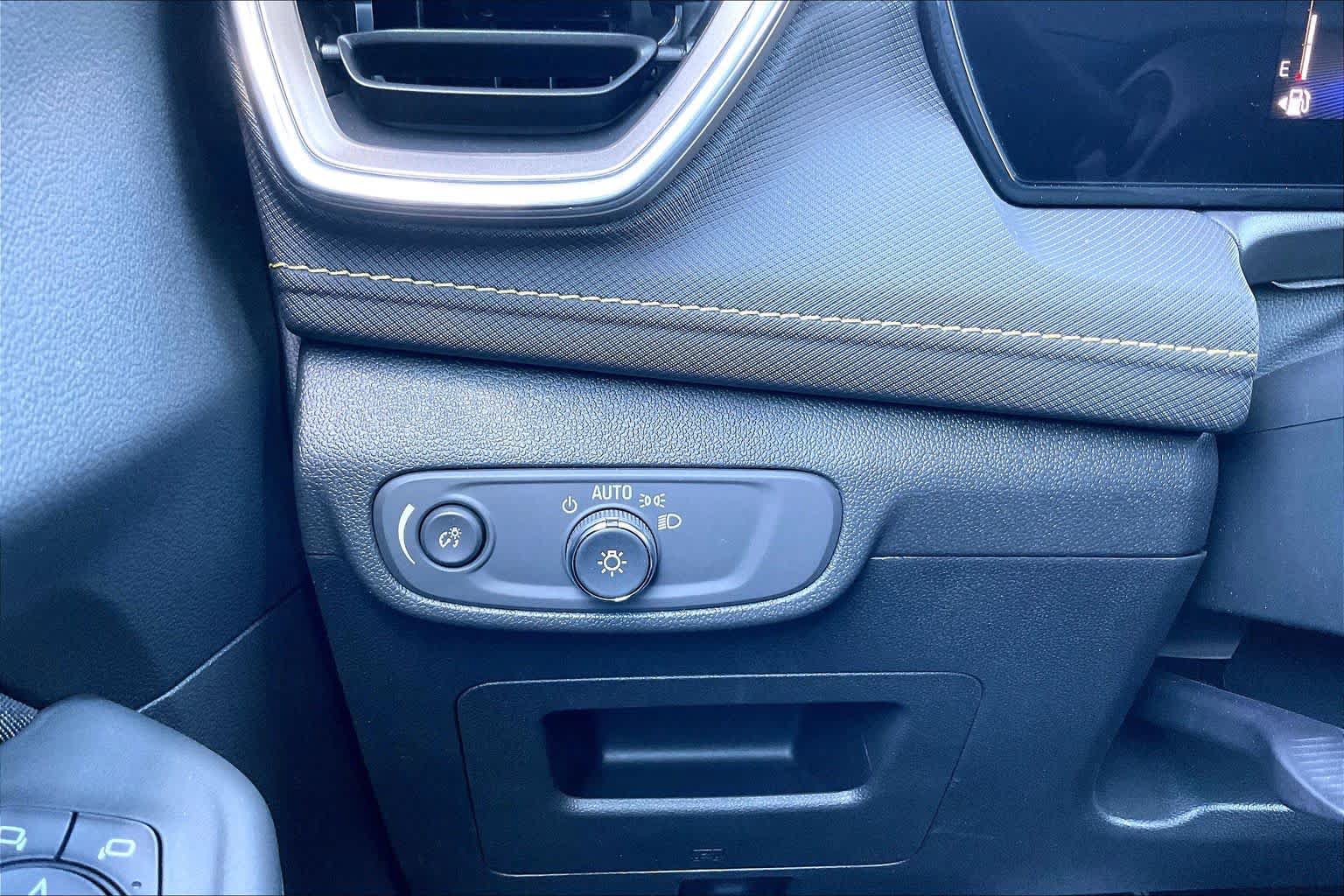 New 2026 Chevrolet TrailBlazer ACTIV w/ Convenience Package FWD image 18