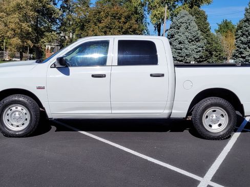Used 2014 RAM 1500 4WD Crew Cab 140.5 SSV image 3