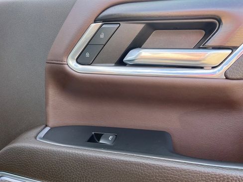 Used 2024 GMC Sierra 3500 Denali image 54