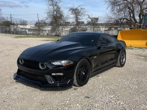 Used 2022 Ford Mustang GT Premium w/ Equipment Group 401A RWD image 3