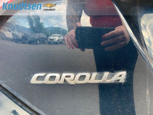 Used 2017 Toyota Corolla SE FWD image 10