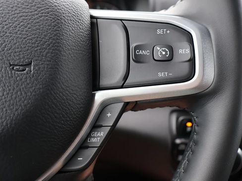 Used 2023 RAM 1500 Big Horn AWD/4WD image 27