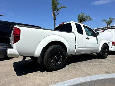Used 2021 Nissan Frontier S RWD image 6