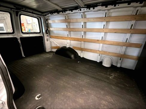 Used 2025 Chevrolet Express 2500 w/ Driver Convenience Package RWD image 22