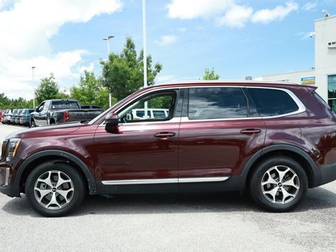 Used 2022 Kia Telluride EX FWD image 9