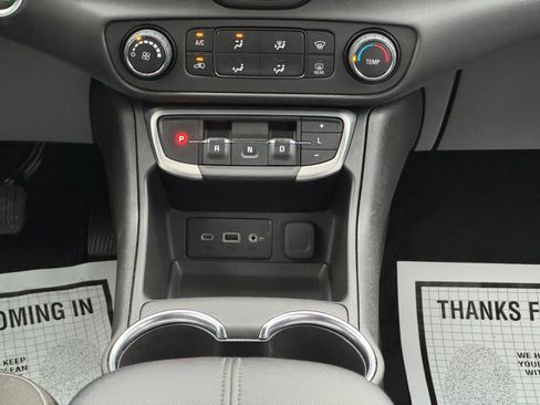 Certified 2024 GMC Terrain SLE FWD image 14
