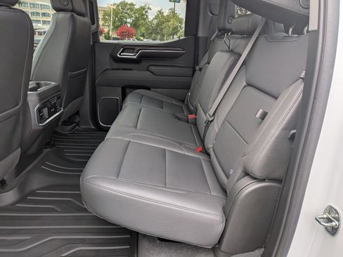 Used 2023 GMC Sierra 1500 SLT w/ SLT Premium Package RWD image 32