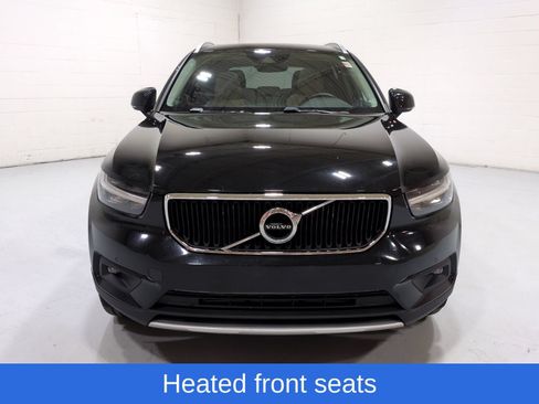 Used 2022 Volvo XC40 T5 Momentum w/ Premium Package AWD/4WD image 9