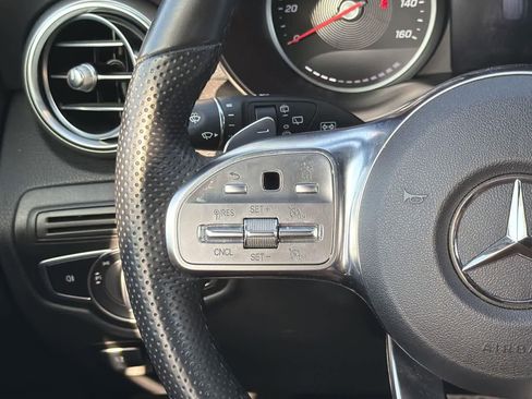 Used 2022 Mercedes-Benz GLC 300 image 11