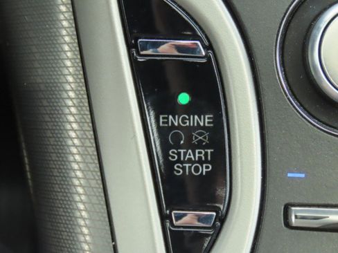 Used 2019 Lincoln Nautilus Black Label AWD/4WD image 21