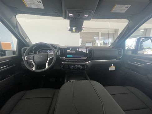 New 2026 Chevrolet Silverado 3500 LTZ w/ LTZ Plus Package AWD/4WD image 3