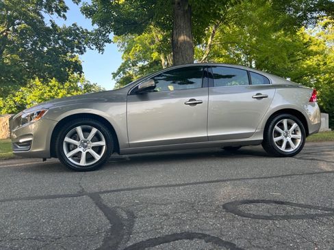 Used 2016 Volvo S60 T5 Premier AWD/4WD image 11